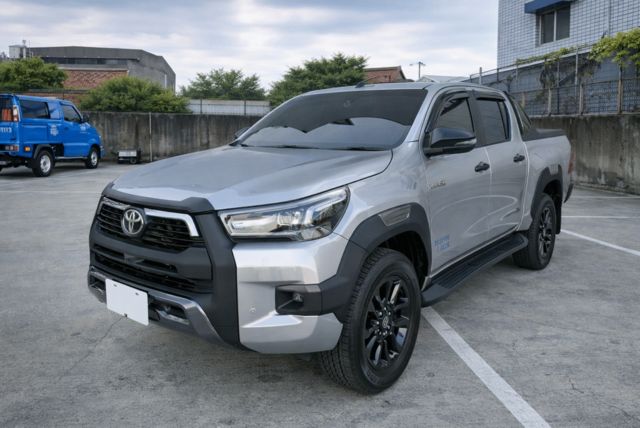 TOYOTA豐田 HILUX  第1張相片