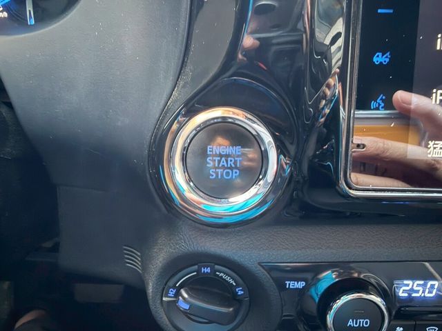 TOYOTA豐田 HILUX  第10張相片