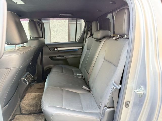 TOYOTA豐田 HILUX  第15張相片