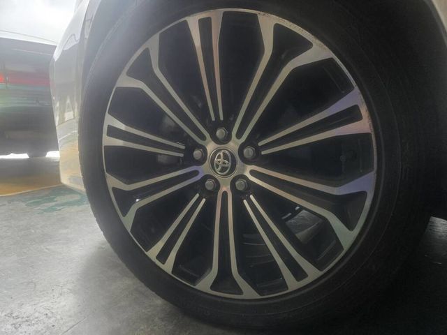 TOYOTA豐田 COROLLA ALTIS HYBRID  第16張相片