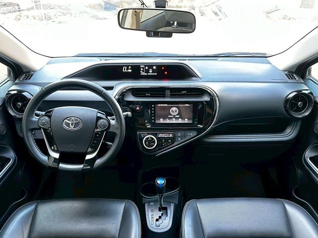 TOYOTA豐田 PRIUS C  第2張相片