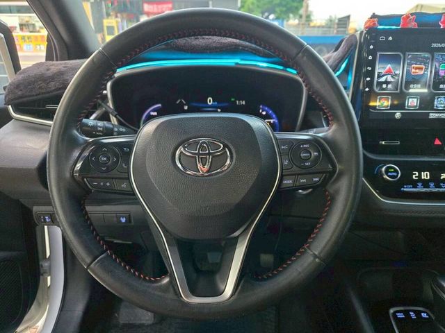 TOYOTA豐田 COROLLA ALTIS HYBRID  第6張相片