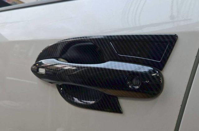 TOYOTA豐田 COROLLA ALTIS HYBRID  第15張相片