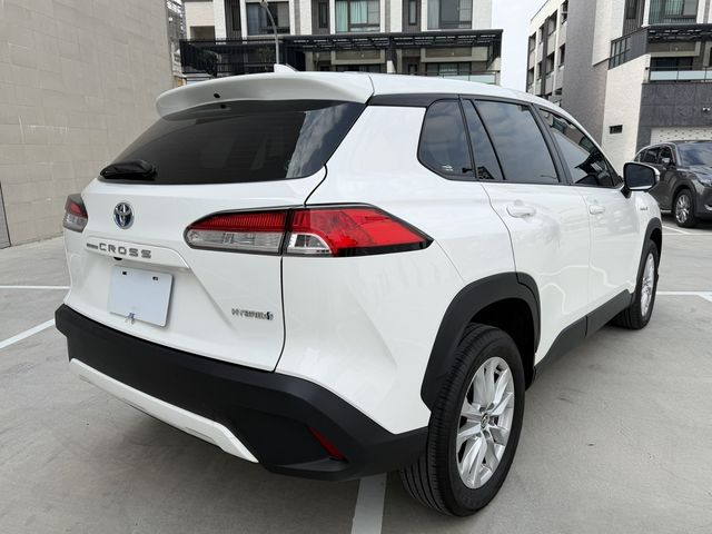 TOYOTA豐田 COROLLA CROSS HYBRID  第2張相片