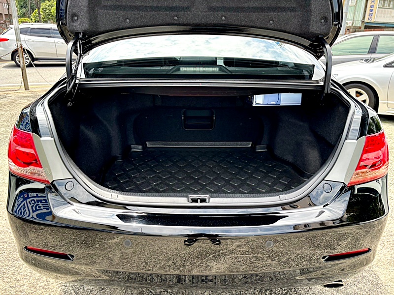 《百度汽車》CAMRY 代步車 車況超好 完全無待修漏油 全額貸低利率月付3999元  第16張相片