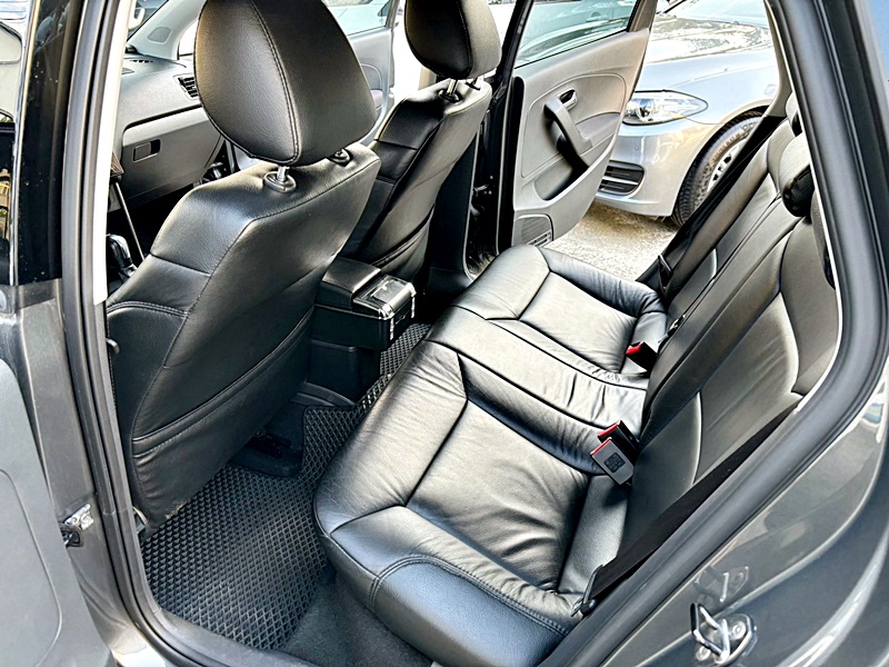 《百度汽車》POLO ★空姐一手車★原鈑件車況超優★可全貸★免保人★月付2999元★  第8張相片