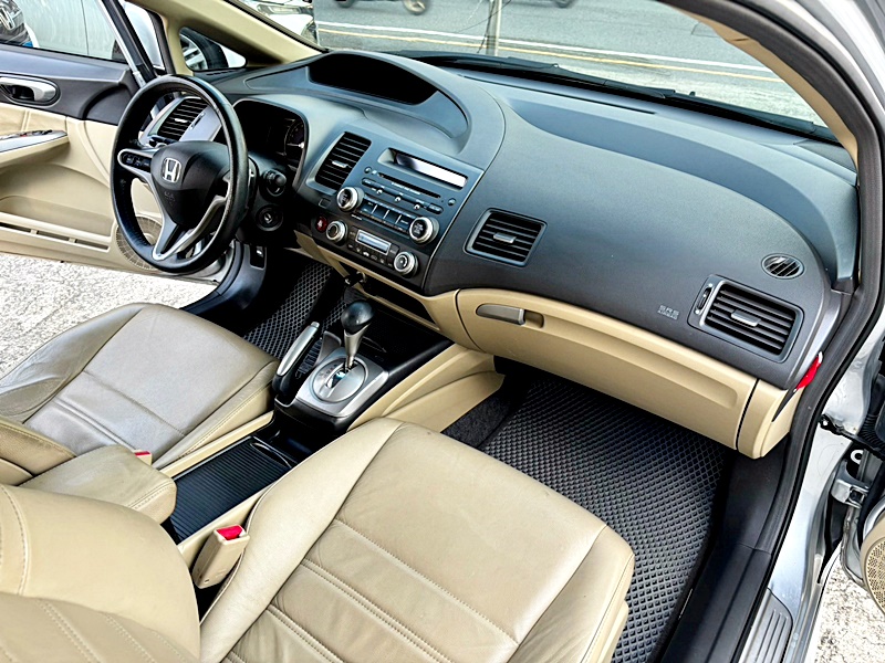 《百度汽車》K12 CIVIC 少跑一手車★頂級快撥★可全貸★免保人★月付3999元  第6張相片