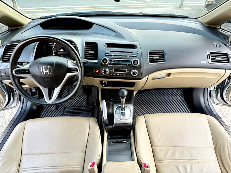 《百度汽車》K12 CIVIC 少跑一手車★頂級快撥★可全貸★免保人★月付3999元  第8張相片