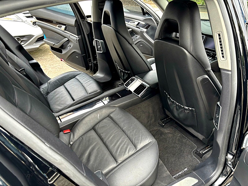 《百度汽車》Panamera 不用百萬帕拉 最佳入手時機 內外如新車況超優 可全貸月繳8888元  第7張相片