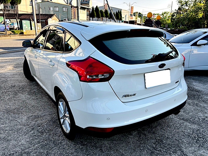 2016年 FOCUS MK3.5 1500CC 頂配實跑14萬 一手車庫車 車況超優可全貸可私分  第3張相片