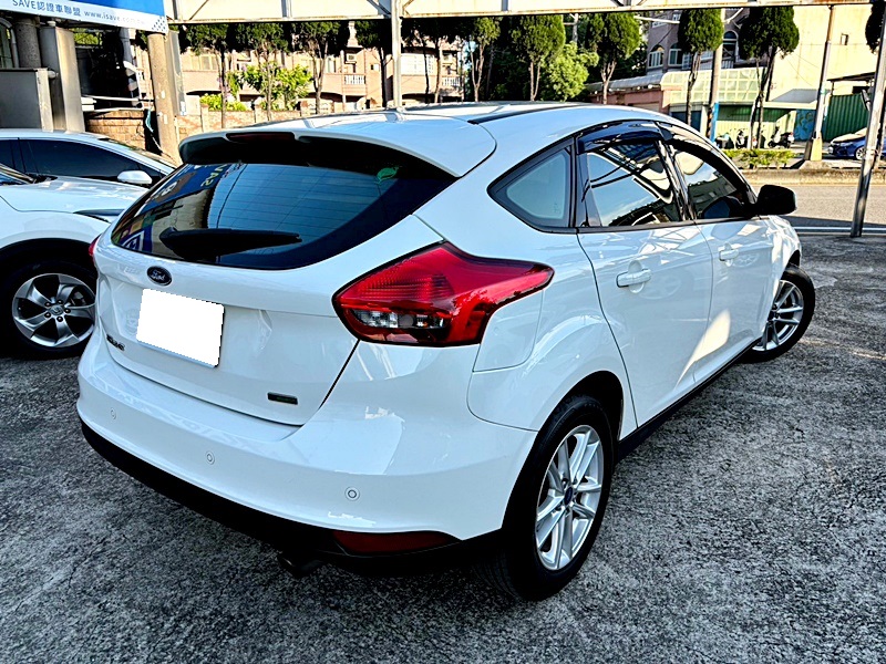 2016年 FOCUS MK3.5 1500CC 頂配實跑14萬 一手車庫車 車況超優可全貸可私分  第9張相片