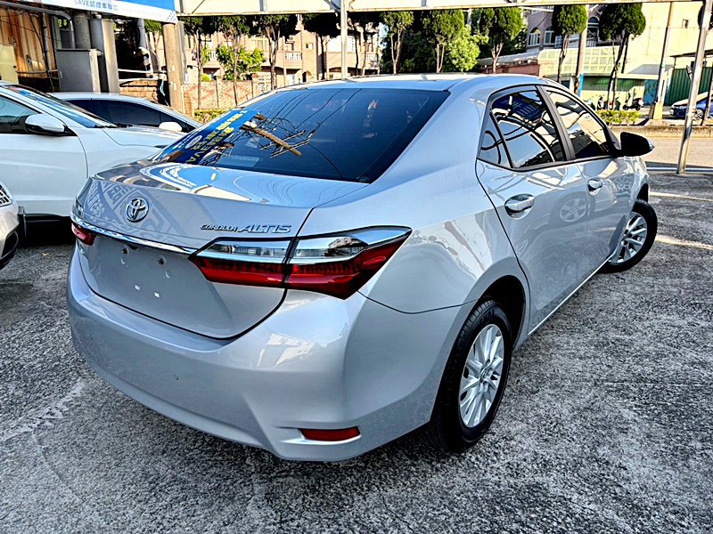《百度汽車 》2018年 ALTIS 1.8E版 實跑8萬 安卓大螢幕 車況超新 可全貸免保人低月付  第3張相片