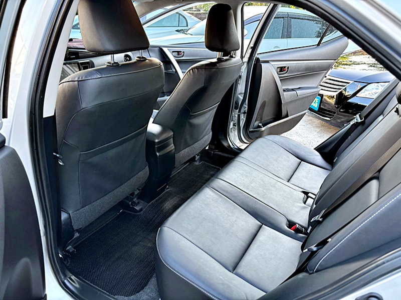 《百度汽車 》2018年 ALTIS 1.8E版 實跑8萬 安卓大螢幕 車況超新 可全貸免保人低月付  第9張相片