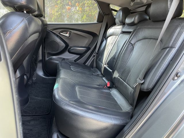 ⚠️便宜好用休旅車⚠️全車原鈑件⚠️低里程僅跑12萬⚠️簡單的休旅車⚠️簡單的保養⚠️誠信買賣⚠️優質服務⚠️可全額貸款  第8張相片