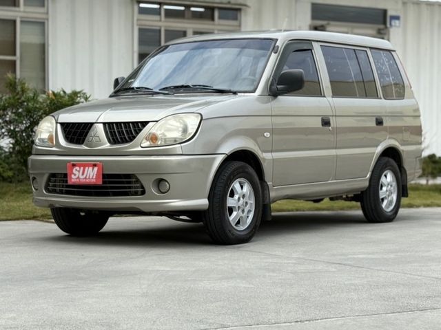 自排廂型車⚠️客/貨兩用8人座⚠️可變更貨車牌⚠️簡單保養⚠️載貨超方便⚠️可貸款⚠️誠信買賣  第1張相片