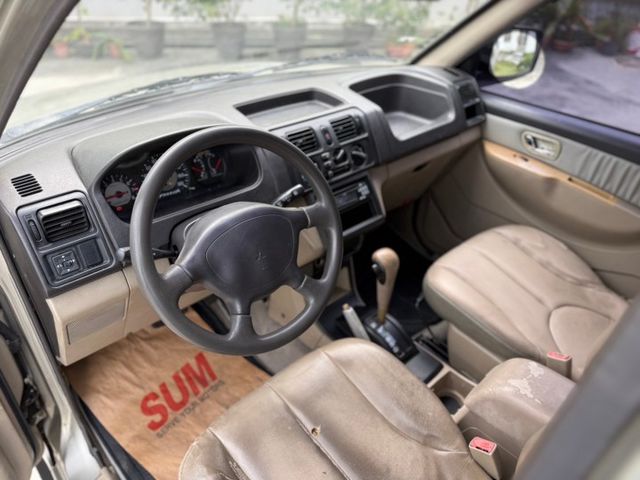 自排廂型車⚠️客/貨兩用8人座⚠️可變更貨車牌⚠️簡單保養⚠️載貨超方便⚠️可貸款⚠️誠信買賣  第7張相片