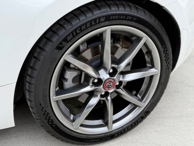 ⚠️稀有極品 百週年紀念款⚠️全車原廠保養⚠️原鈑件⚠️軟頂敞篷+手排⚠️值得收藏的美好⚠️誠信買賣不話術  第9張相片