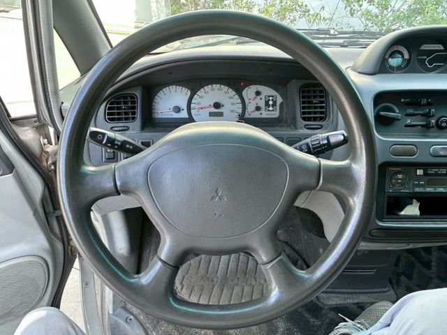 手排廂型車4WD⚠️客/貨兩用七人座⚠️可變更貨車牌⚠️簡單保養⚠️載貨超方便⚠️誠信買賣  第8張相片