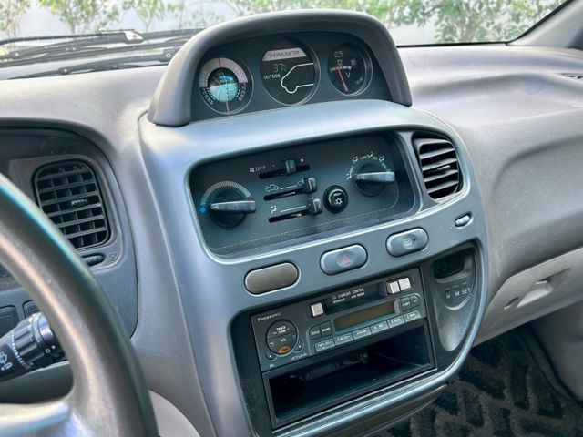 手排廂型車4WD⚠️客/貨兩用七人座⚠️可變更貨車牌⚠️簡單保養⚠️載貨超方便⚠️誠信買賣  第12張相片