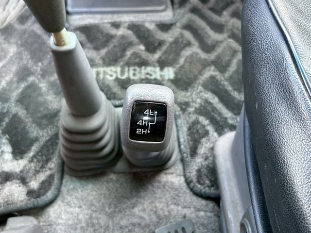 手排廂型車4WD⚠️客/貨兩用七人座⚠️可變更貨車牌⚠️簡單保養⚠️載貨超方便⚠️誠信買賣  第14張相片