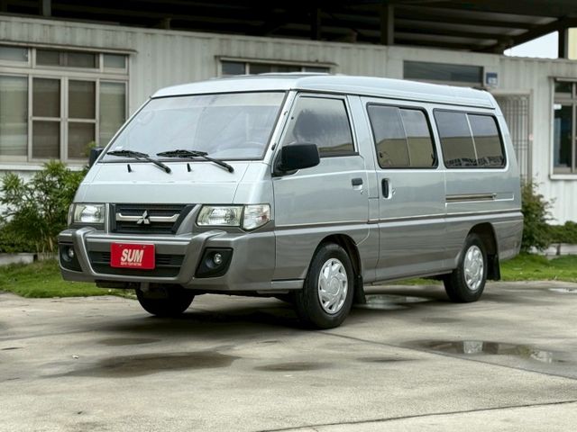 一手車⚠️客/貨兩用8人座⚠️可變更貨車牌⚠️手排⚠️載人.載貨超方便⚠️誠信買賣  第1張相片