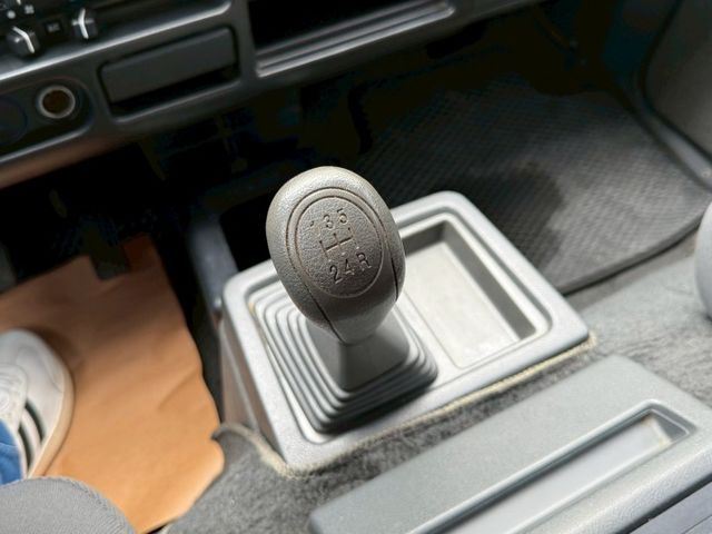 一手車⚠️客/貨兩用8人座⚠️可變更貨車牌⚠️手排⚠️載人.載貨超方便⚠️誠信買賣  第15張相片