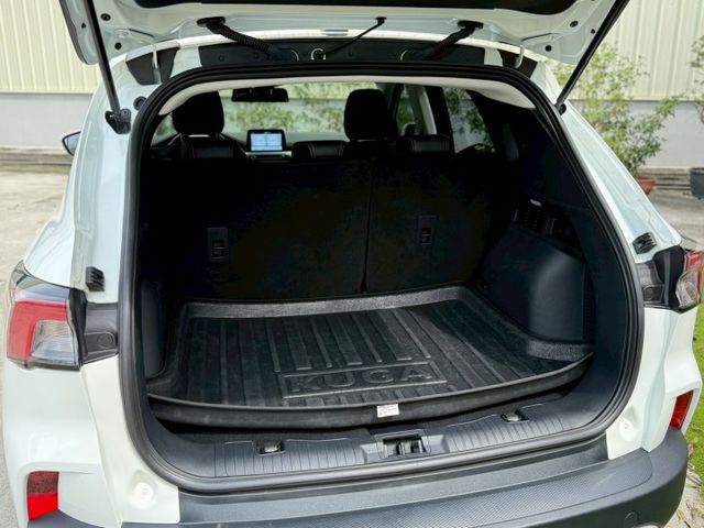 別再比了全網我最超值⚠️與新車價差近50萬⚠️原鈑件⚠️原廠保養⚠️LV2半自動駕駛⚠️內外如新車⚠️全額貸款  第5張相片