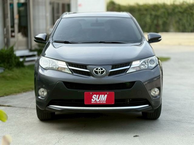 RAV4 2.0 EHI版⚠️電動椅⚠️妥善率超高的休旅車⚠️簡單的保養⚠️誠信買賣⚠️優質服務⚠️可全額貸款  第2張相片