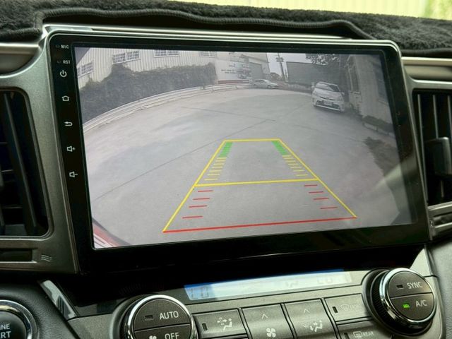 RAV4 2.0 EHI版⚠️電動椅⚠️妥善率超高的休旅車⚠️簡單的保養⚠️誠信買賣⚠️優質服務⚠️可全額貸款  第12張相片