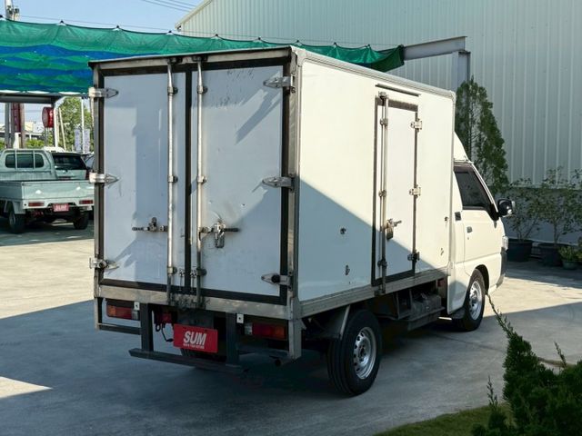 -18度C冷凍車⚠️冷凍廂正常⚠️車內冷氣很涼⚠️全車無待修⚠️外面裝一咖要10幾萬⚠️回去直接賺錢⚠️優質服務 可貸款  第4張相片