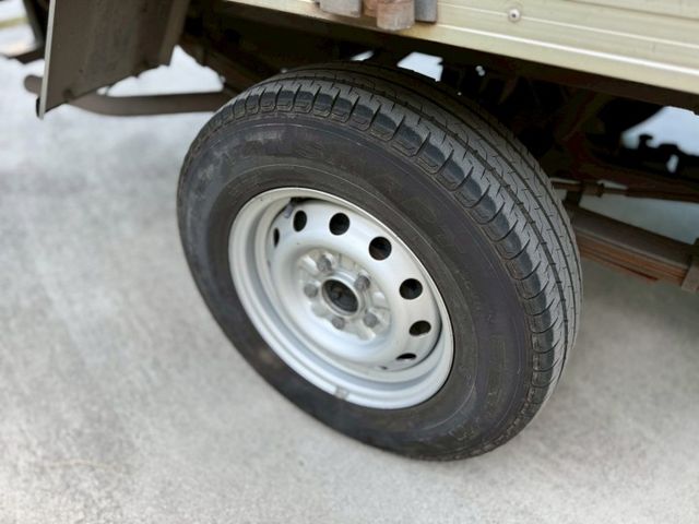 -18度C冷凍車⚠️冷凍廂正常⚠️車內冷氣很涼⚠️全車無待修⚠️外面裝一咖要10幾萬⚠️回去直接賺錢⚠️優質服務 可貸款  第6張相片