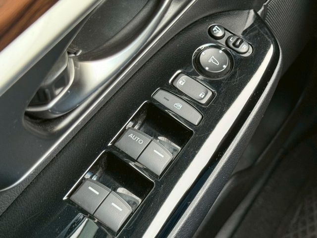 最高階S版⚠️原鈑件⚠️原廠保養⚠️全景天窗⚠️電動尾門⚠️電動椅⚠️LV2半自動駕駛⚠️誠信買賣⚠️優質服務⚠️  第14張相片