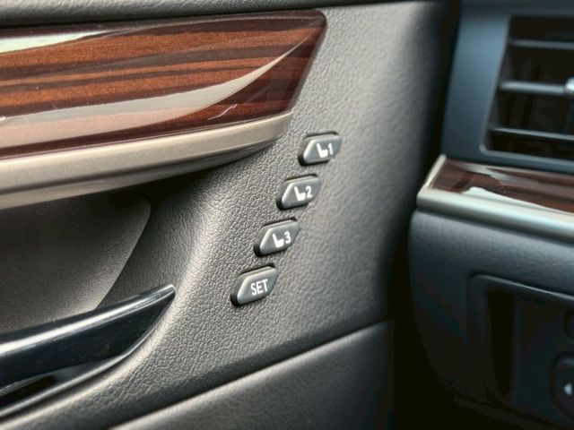 頂級版ES200⚠️全車原版件⚠️只跑9萬公里⚠️原廠保養⚠️ACC跟車⚠️內外都美⚠️誠信買賣  第11張相片