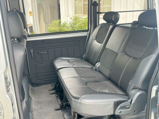 A180廂車⚠️自排超稀有⚠️後座冷氣出風口⚠️客/貨兩用車⚠️可變更貨車牌⚠️載貨超方便⚠️可貸款  第9張相片