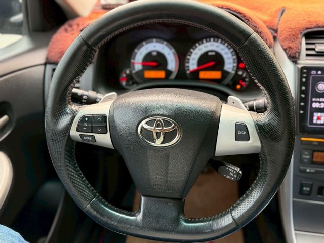 超稀有 Z版⚠️HID頭燈⚠️天窗⚠️換檔撥片⚠️全車原版件⚠️正常保養⚠️可貸款  第9張相片