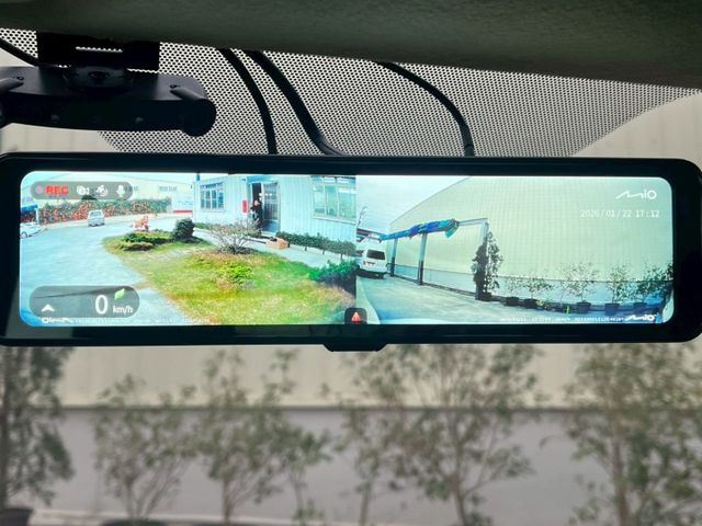 全車原版件⚠️小車大空間⚠️倒車影像⚠️前後行車紀錄器⚠️車頂架⚠️優質服務⚠️可貸款  第13張相片