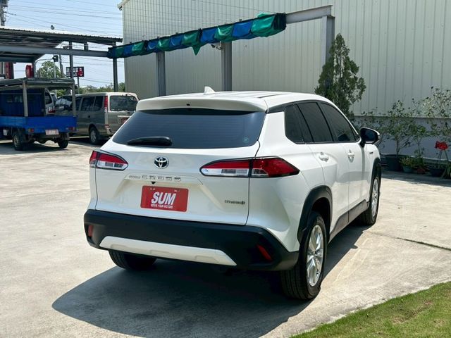 豪華版 油電車⚠️妥善率超高的休旅車⚠️簡單的保養⚠️誠信買賣⚠️優質服務⚠️可全額貸款  第5張相片