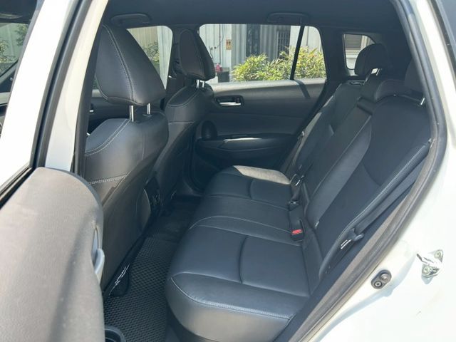 豪華版 油電車⚠️妥善率超高的休旅車⚠️簡單的保養⚠️誠信買賣⚠️優質服務⚠️可全額貸款  第9張相片