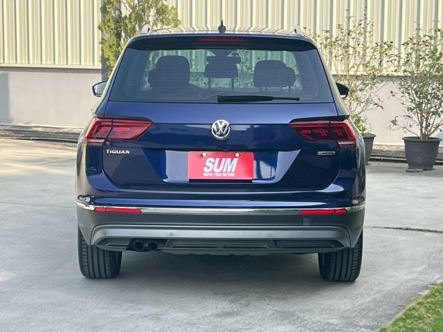 330TSI⚠️360度環景⚠️只跑9.8萬公里⚠️電動尾門⚠️原廠保養⚠️原鈑件⚠️LV2半自動駕駛⚠️四驅鋼砲  第3張相片