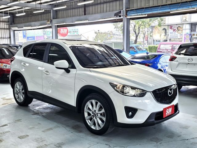 旗艦 4WD 原廠保養 一手車 車庫 精美  第2張相片