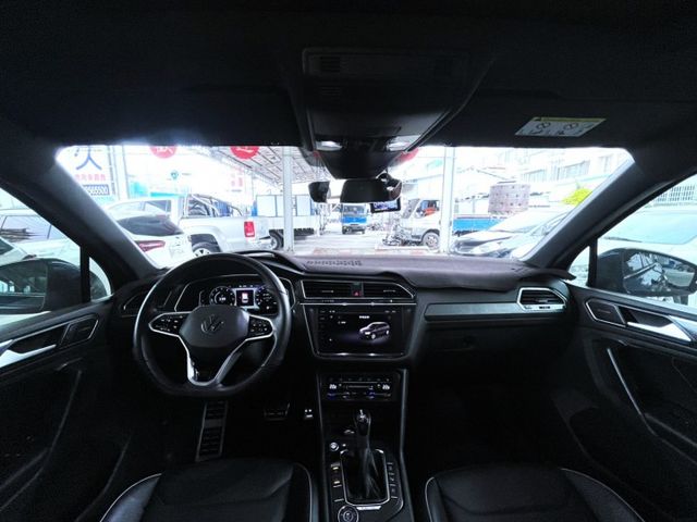 380 TSI R-Line Performance小改款 全原廠保養  第9張相片
