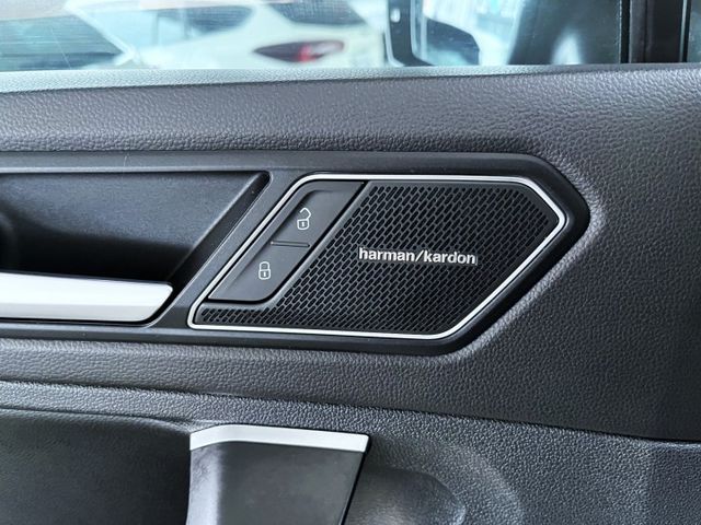 380 TSI R-Line Performance小改款 全原廠保養  第11張相片