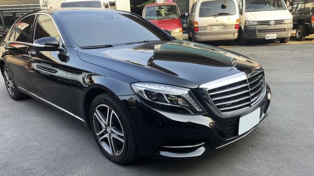 S400 LWB 總代理 僅跑9萬 精美品項! 一手車  第1張相片