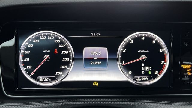 S400 LWB 總代理 僅跑9萬 精美品項! 一手車  第3張相片