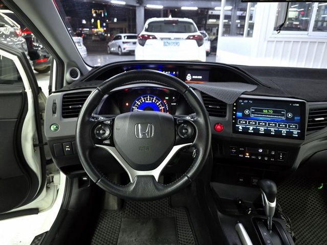 頂級 天窗HID 一手車 全原廠保養 空力套件 綿綿密密  第18張相片