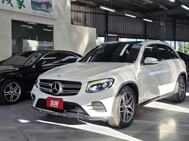 總代理GLC250 AMG Line 僅跑8萬多 相當相當精美的品項!  第1張相片