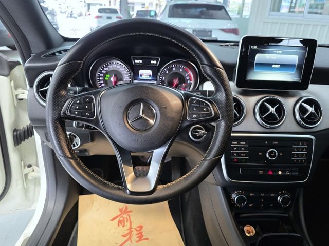 總代理CLA200 純一手車 車輛保養得非常好!  第10張相片