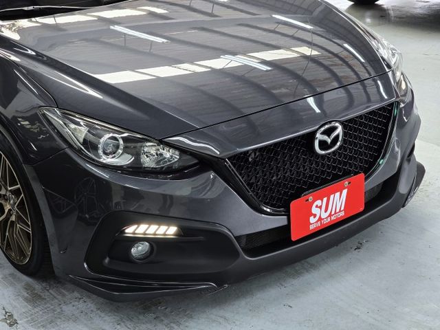魂動MAZDA3 五門 空力套件 大螢幕 車況不錯喔!  第3張相片
