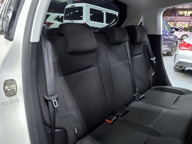 極稀有 超低里程!僅跑5萬  原廠保養的 寶獅208五門  第10張相片