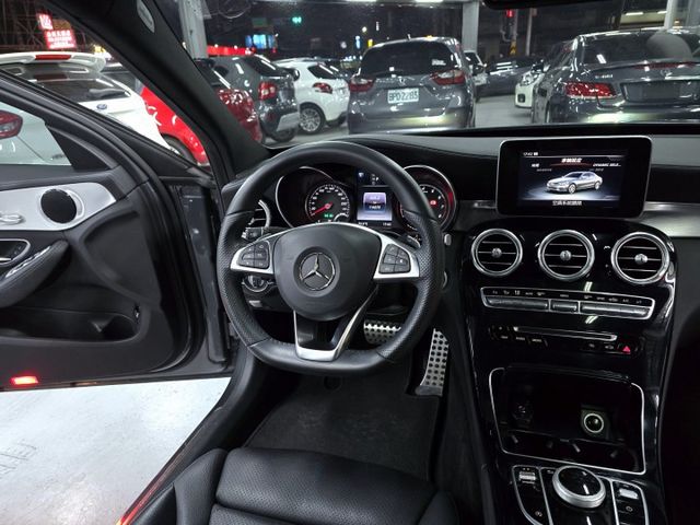 總代理C250 AMGLine 全原廠保養 剛換全新引擎腳 全新電子水幫浦  第18張相片